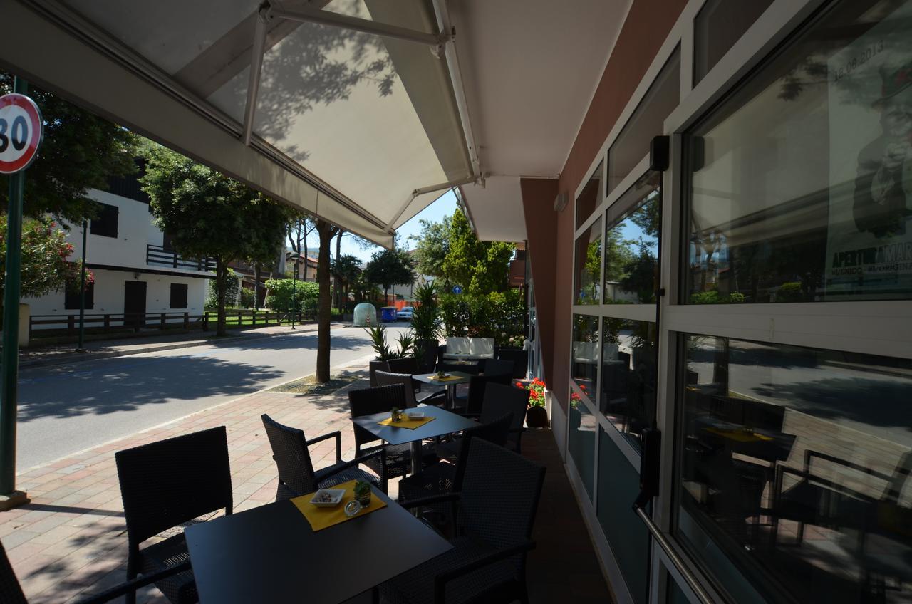Hotel Tivoli Lignano Sabbiadoro Eksteriør bilde